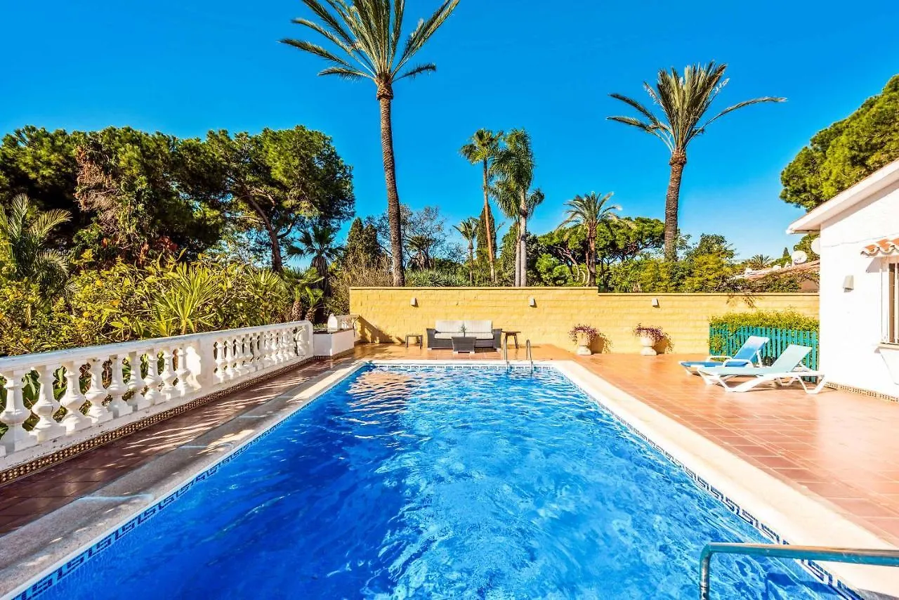 Villa Flores Sitio de Calahonda